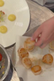 Hells Kitchen US S23E02 The Flame Game XviD-AFG EZTV