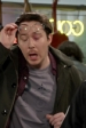 Kevin Can Wait S02E06 iNTERNAL 720p WEB x264-BAMBOOZLE[eztv]