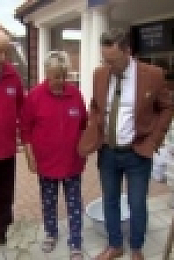 Bargain Hunt S52E09 720p WEB h264-KOMPOST [eztv]