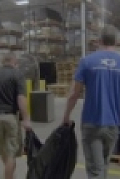 The Aquarium S02E08 Ghost Gators iNTERNAL 720p WEB x264-ROBOTS [eztv]