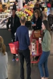 Impractical Jokers S09E01 480p x264-mSD EZTV
