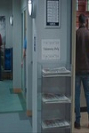 Casualty S37E33 480p x264-mSD EZTV