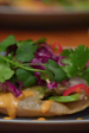 Beat Bobby Flay S37E05 1080p WEB h264-FREQUENCY EZTV