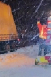 Highway Thru Hell S08E01 HDTV x264-aAF [eztv]