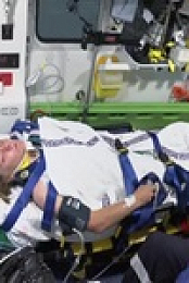Paramedics S03E07 480p x264-mSD EZTV