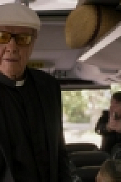 Ray Donovan S06E06 720p WEB H264-MEMENTO [eztv]