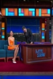Stephen Colbert 2019 06 25 Zendaya 480p x264-mSD [eztv]