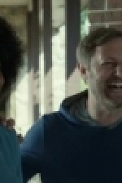 Robbie S01E04 WEB x264-CookieMonster [eztv]