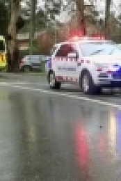 Paramedics S01E10 WEB H264-FLX [eztv]