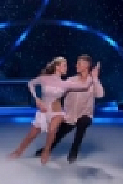 Dancing On Ice S12E02 HDTV x264-LiNKLE [eztv]