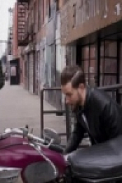 Younger S06E07 480p x264-mSD [eztv]