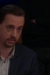 NCIS S18E12 720p WEB H264-GGWP EZTV