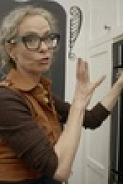 Zoe Bakes S01 WEBRip x264-ION10 EZTV