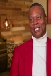 Marrying Millions S02E09 480p x264-mSD EZTV