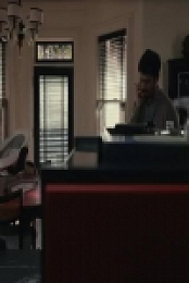 Servant S02E06 480p x264-mSD EZTV