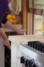 Ranch to Table S03E01 480p x264-mSD EZTV