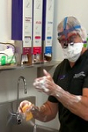 Botched S07E05 480p x264-mSD EZTV