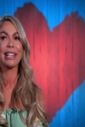 First Dates Hotel S05E03 480p x264-mSD [eztv]
