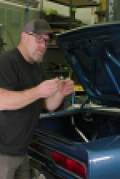 Graveyard Carz S19E06 1080p WEB h264-FREQUENCY EZTV