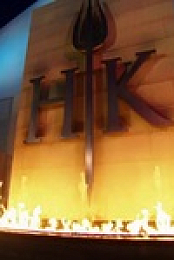 Hells Kitchen US S20E16 480p x264-mSD EZTV