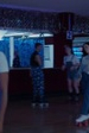 Pivoting S01E04 720p HEVC x265-MeGusta EZTV