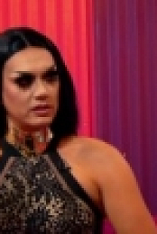 Hey Qween S01E26 720p WEB x264-CRiMSON [eztv]
