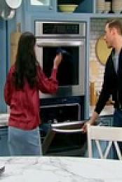 The Kitchen S31E06 Get That Dinner Done 480p x264-mSD EZTV