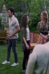 Fuller House S03E06 PROPER WEB x264-CONVOY[eztv]
