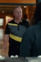 Mr D S06E10 720p HDTV x264-KILLERS[eztv]