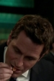 Younger S02E01 HDTV x264 ALTEREGO rarbg