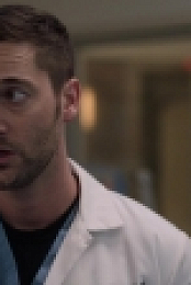 New Amsterdam 2018 S01E07 iNTERNAL 720p WEB x264-BAMBOOZLE [eztv]