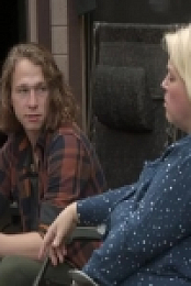 Sister Wives S15E06 Different Wives Different Rules 480p x264-mSD EZTV