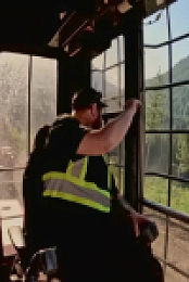 Timber Titans S01E04 480p x264-mSD EZTV