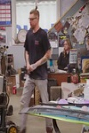 Rust Valley Restorers S04E07 480p x264-mSD EZTV