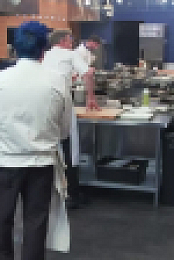 Hells Kitchen US S22E11 720p HEVC x265-MeGusta EZTV