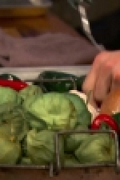 Beat Bobby Flay S20E13 Double Trouble WEBRip x264-CAFFEiNE [eztv]