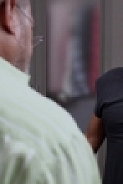 Blackish S04E06 iNTERNAL 720p WEB x264-BAMBOOZLE[eztv]