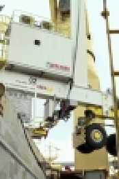 Mega Shippers UK S03E04 XviD-AFG EZTV