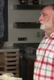 Selena plus Chef S02E03 720p WEB h264-KOGi EZTV