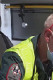 Paramedics S05E01 XviD-AFG EZTV