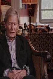 Discovering S09E06 Donald Sutherland 480p x264-mSD [eztv]