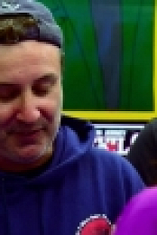 Comic Book Men S06E06 HDTV x264-MiNDTHEGAP[eztv]