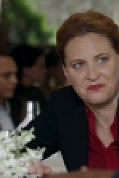 Wrecked S02E02 720p HDTV X264-DIMENSION[eztv]