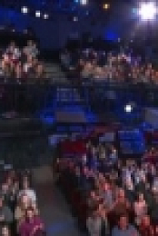 Stephen Colbert 2018 12 04 Julia Roberts WEB x264-TBS [eztv]