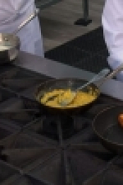 Hells Kitchen US S19E15 720p HEVC x265-MeGusta EZTV