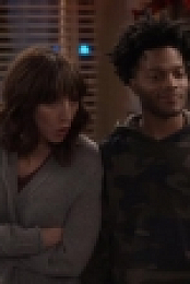 Superior Donuts S02E07 HDTV x264-LOL[eztv]