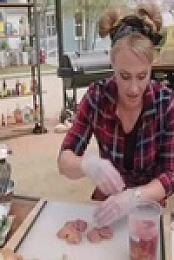 BBQ Brawl S03E06 Not Your Average Cue 480p x264-mSD EZTV