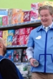 Superstore S04E15 WEB x264-PHOENiX EZTV