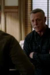 Chicago PD S08E09 720p WEB H264-STRONTiUM EZTV