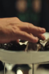 La Maison S01E08 480p x264-mSD EZTV